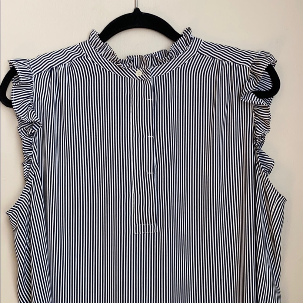 Striped Tank Top - Picture 2 of 6